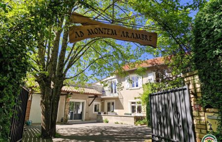 G&icirc;te n&deg;1594 La B&acirc;tie-Montsal&eacute;on - Hautes-Alpes - photo