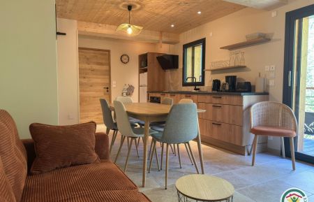 G&icirc;te n&deg;5208 Saint-Jean-Saint-Nicolas - Hautes-Alpes - photo