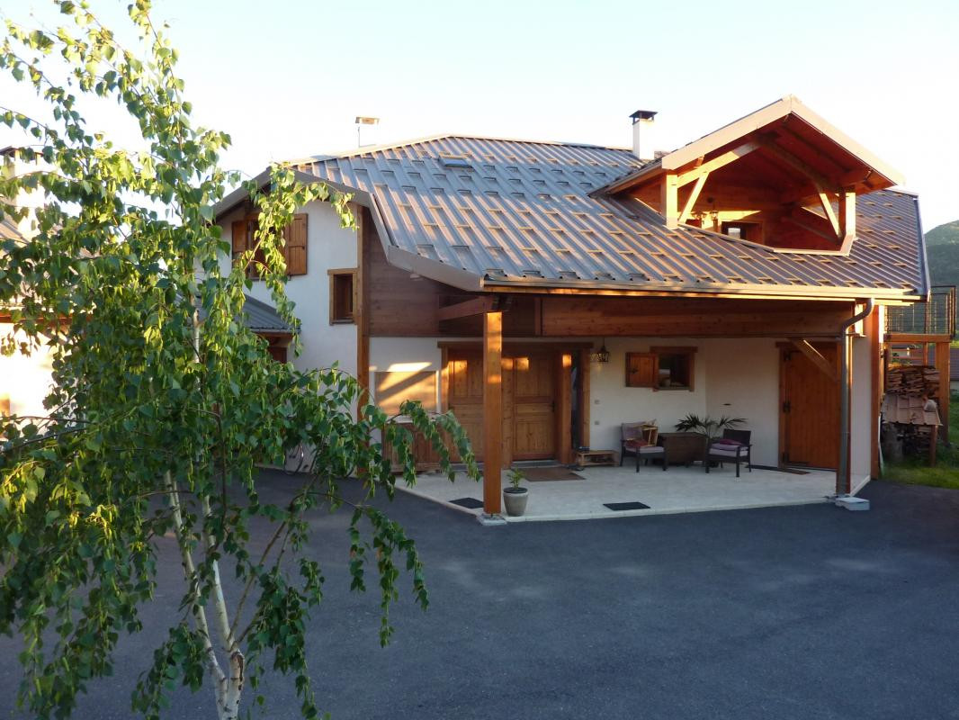 photo 0