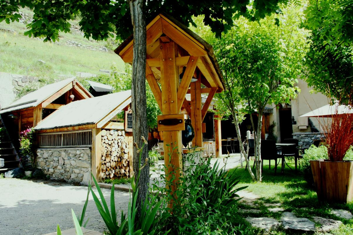 photo 0