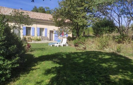 G&icirc;te n&deg;1210 Barcillonnette - Hautes-Alpes - Jardin &agrave; disposition
