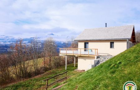 G&icirc;te n&deg;5603 Buissard - Hautes-Alpes - Le g&icirc;te l'Aiguille