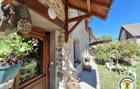 G&icirc;te n&deg;5848 Saint-Laurent-du-Cros - Hautes-Alpes - photo