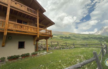 G&icirc;te n&deg;8854 Saint-V&eacute;ran - Hautes-Alpes - photo