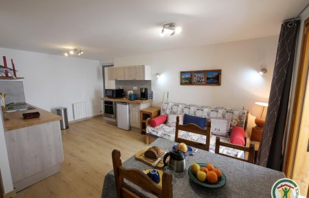 G&icirc;te n&deg;8821 Saint-V&eacute;ran - Hautes-Alpes - photo