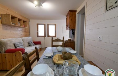 G&icirc;te n&deg;8822 Saint-V&eacute;ran - Hautes-Alpes - photo