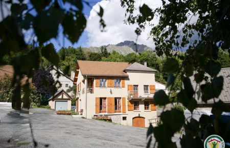 G&icirc;te n&deg;4424 Saint-Firmin - Hautes-Alpes - photo