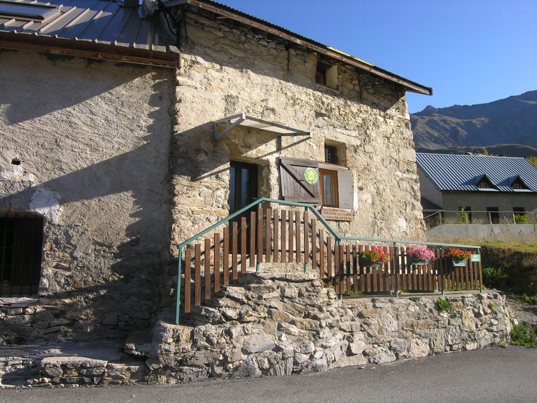 photo 0