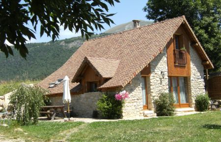G&icirc;te n&deg;2166 La Roche-des-Arnauds - Hautes-Alpes - photo