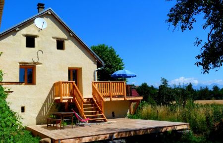 La nouvelle terrasse bois Gîte n°2281 Pelleautier - Hautes-Alpes - La nouvelle terrasse bois
