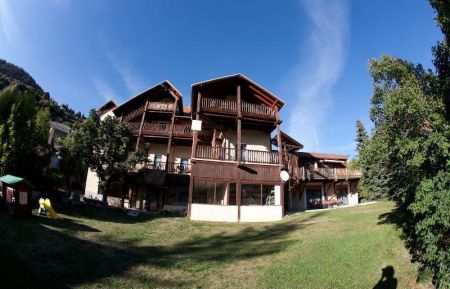 G&icirc;te n&deg;8212 Aiguilles - Hautes-Alpes - Maison de vacances comprenant plusieurs g&icirc;tes
